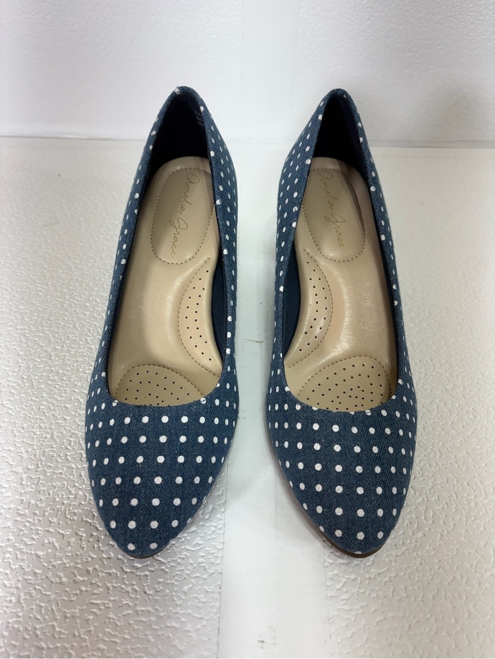 Amelia Grace Navy Polka Dot Pointed-Toe Heels s302